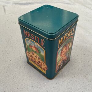 Vintage Nestle Tollhouse Tin!!